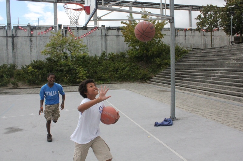 Village Camps International Summer Camp VDC Geneva 2016-08-12 https://www.villagecamps.com/journals_admin/images/330-24-Picture 015.jpg